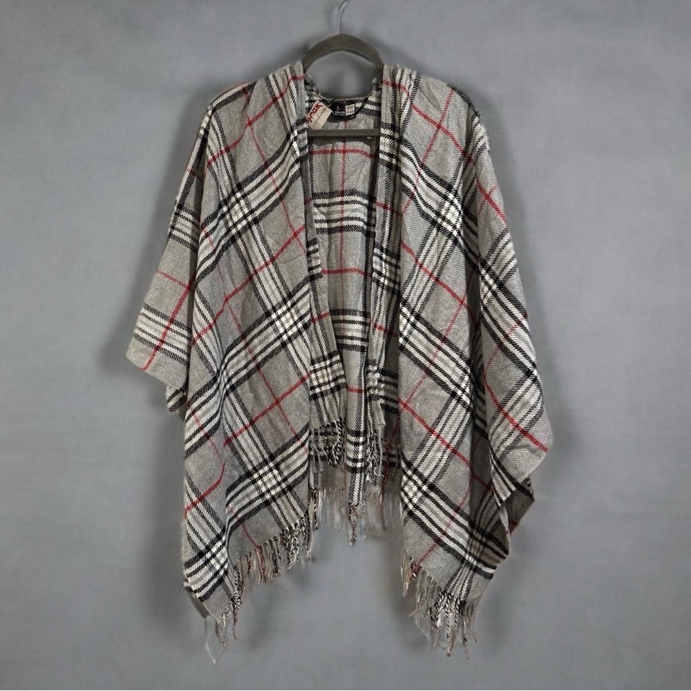 V Fraas Soft & Cozy Poncho Serape Wrap Ruana in Gray & Red Plaid Scottish NWT - Picture 13 of 16